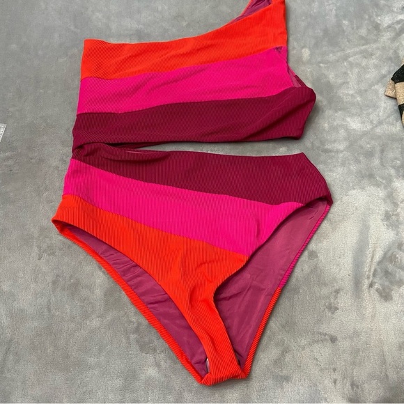 New! Beach Riot Joyce swimsuit be mine colorblock red pink 27908 - Picture 2 of 2